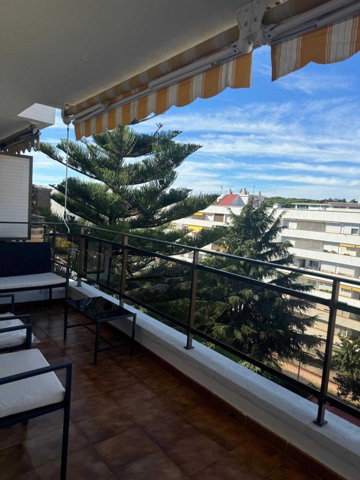 Appartement 20 метров до пляжа фенальс в ллорет де мар